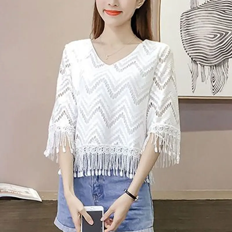 

Vintage Lace Hollow Out Shirt Summer Stylish Tassel Casual V-Neck Loose Folk Women's Clothing Solid Color Half Sleeve Blouse New