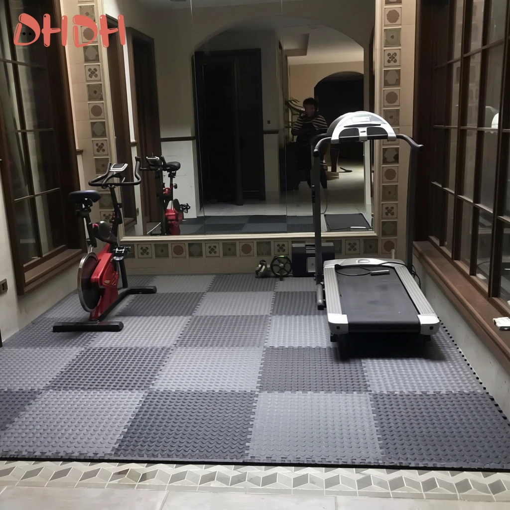 Interlocking EVA Gym Mat Waterproof Shock Absorbing Floor Tiles for Home Workout Weightlifting & Yoga, Easy to Clean & Stackable
