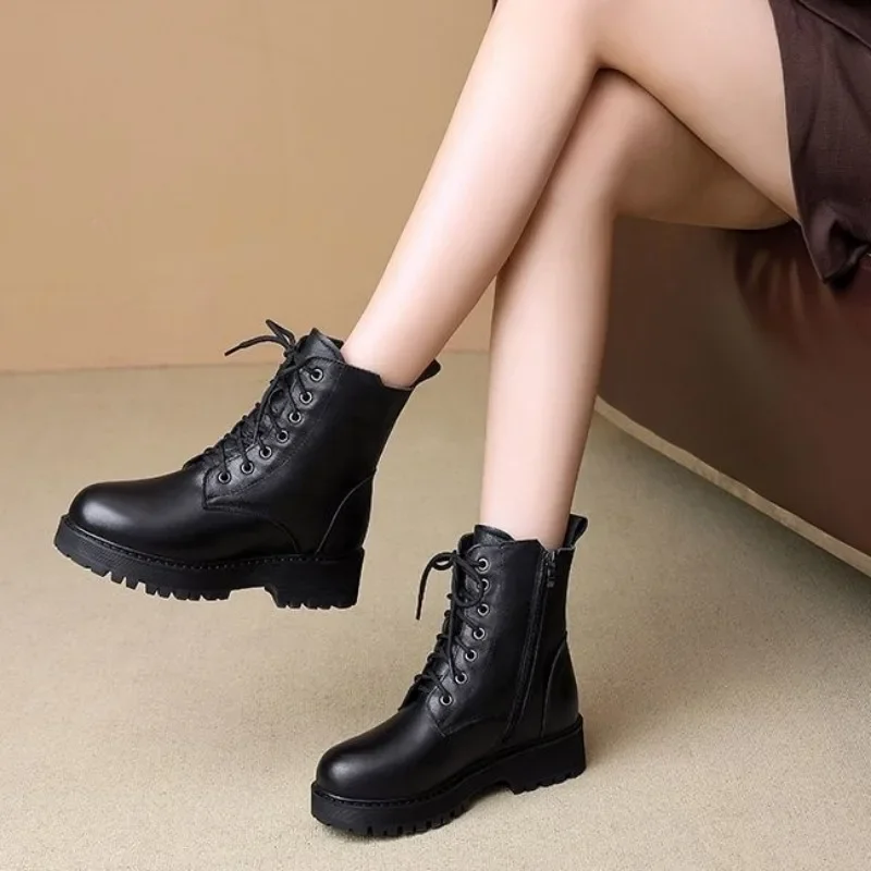 Thick Bottom Boots Female 2024 Winter Warm Thickened Short Boots Waterproof Soft Leather Cotton Flat Shoes Snow Boots Women 42