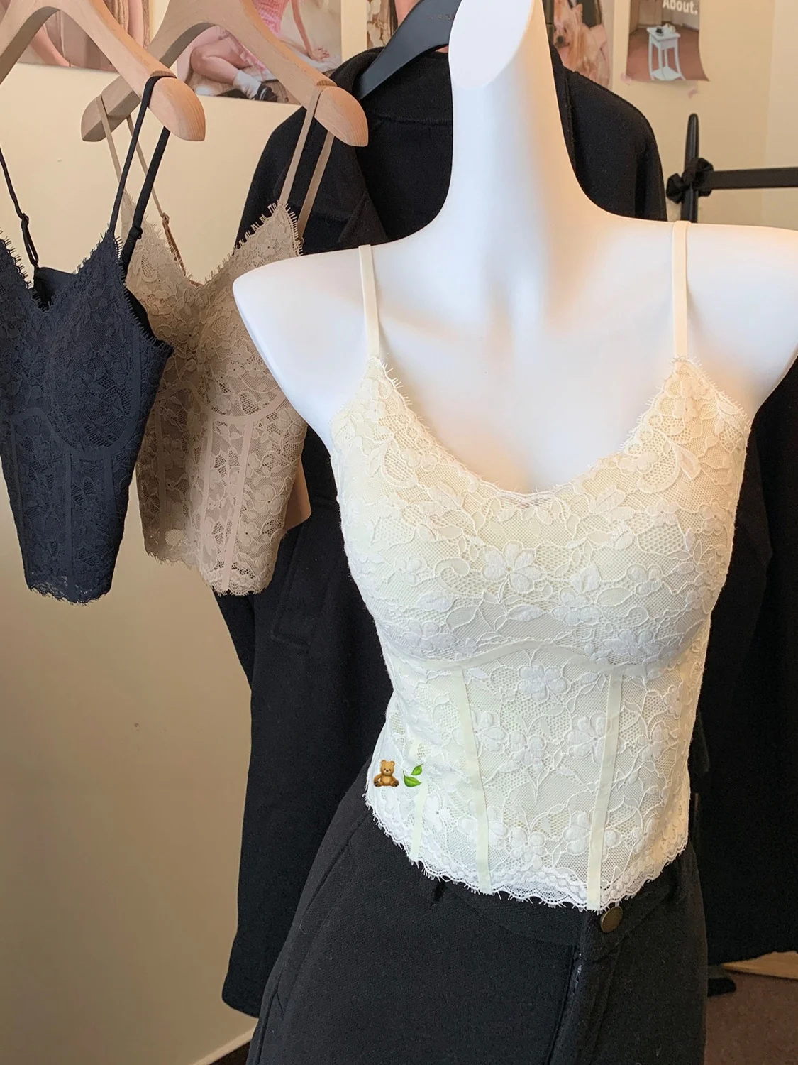 Débardeur d'été en dentelle pour femmes, une pièce, couche de Base, grande taille, Design en fibre, longueur régulière