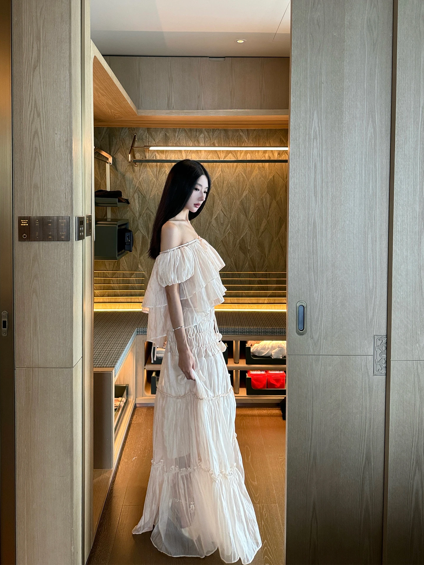 

Комплект из юбки и топа на одно плечо в пол от Rosie's Godd Island, женский модный наряд весна-лето