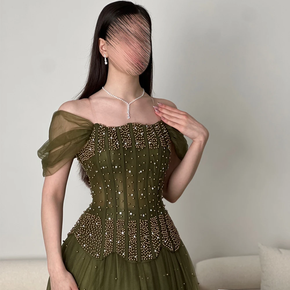 Maßgeschneidertes olivgrünes Abendkleid mit Perlenkorsett, Ballkleider, schulterfrei, A-Linie, Tüll, weiches Hochzeitskleid