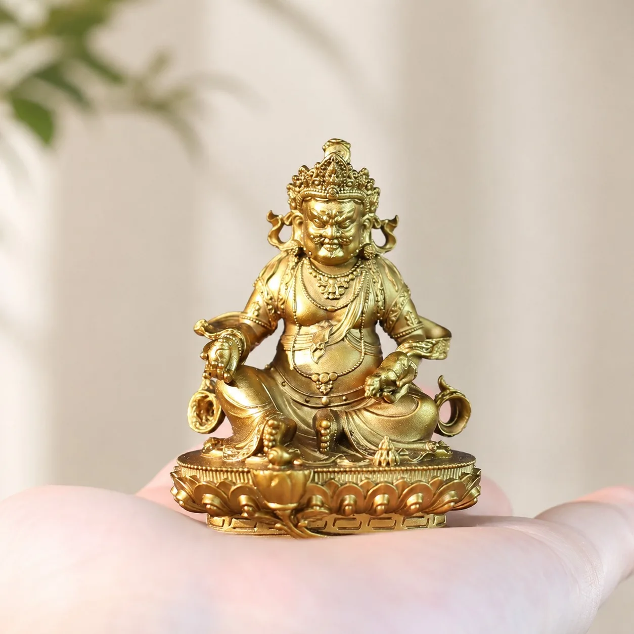 Handcrafted Solid Copper Yellow Jambhala Statue Tibetan Buddhist Tantric Ornament for Home Altar Desk Spiritual Gift