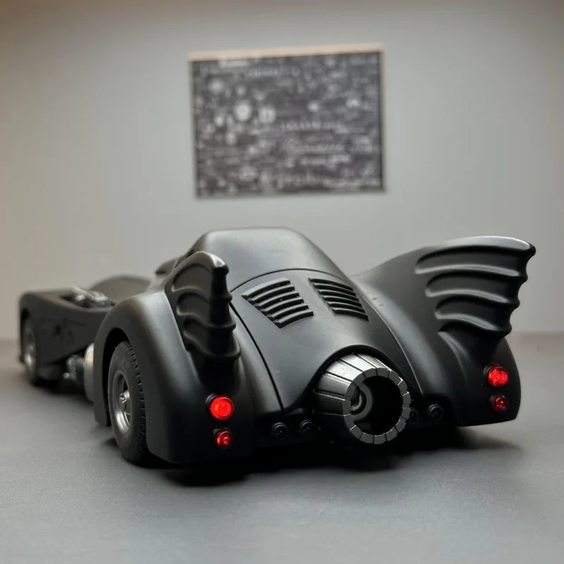 Marvel DC Anime Batman The Dark Knigh alloy Car model Batmobile With spray acousto-optic Pendant decoration Collectible Toy gift