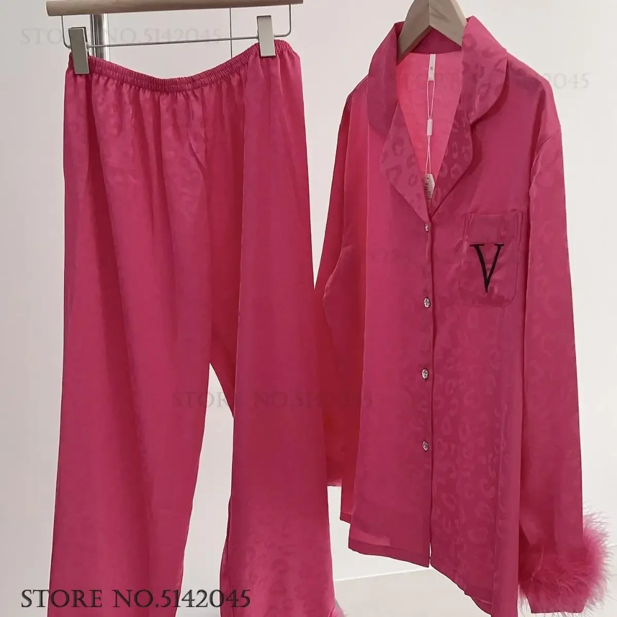 Women Sexy Leopard Feather Pajamas 2 Piece Suit Shirt Thin Fashion Luxury Casual Home Clothes High Quality Loungewear Sleepwear