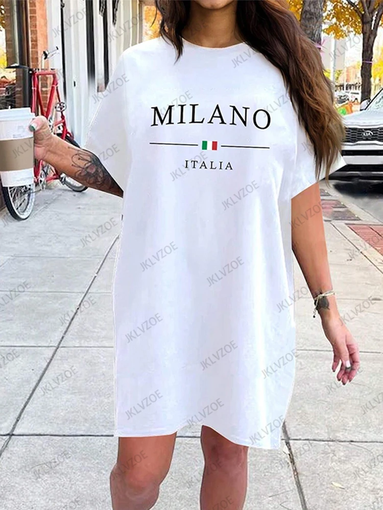جديد وصول الصيف ميلانو رسالة مطبوعة المرأة قصيرة الأكمام تي شيرت اللباس بلون فضفاض عارضة الرياضة أزياء اللباس