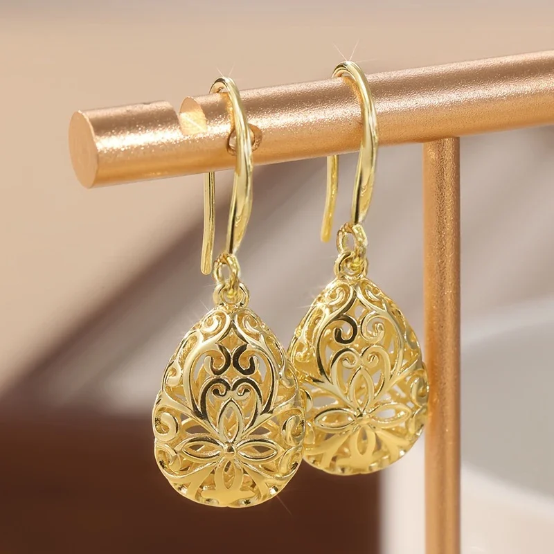 Huitan Delicate Hollow Flower Pattern Drop Earrings for Women Luxury Opulent Ear Accessories Trendy Elegant Wedding Band Jewelry