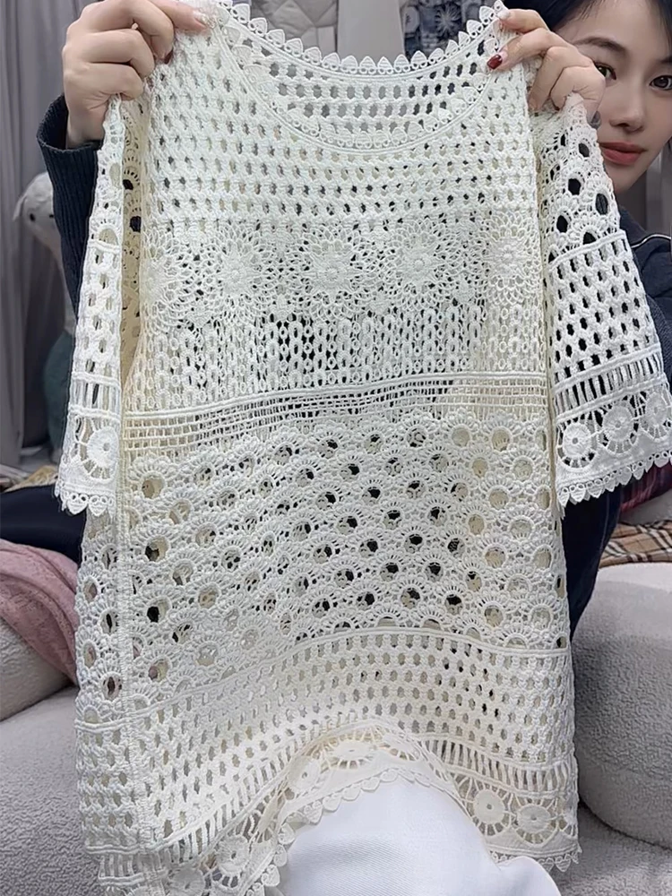 

Уникальная модная вязаная крючком блузка большого размера с цветочным узором, лето 2025, винтажный стиль, с коротким рукавом, элегантная ретро-блузка для пышных форм