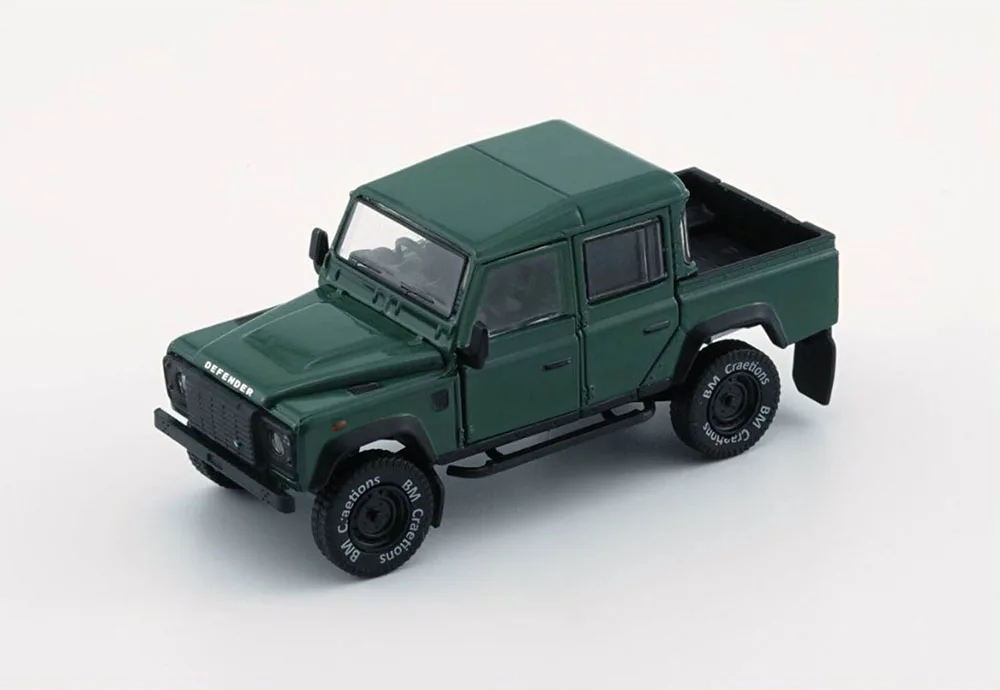 New 1:64 Scale  2016 Defender 110 Pick Up By BM Creations Diecast Simulation Models for collection gift