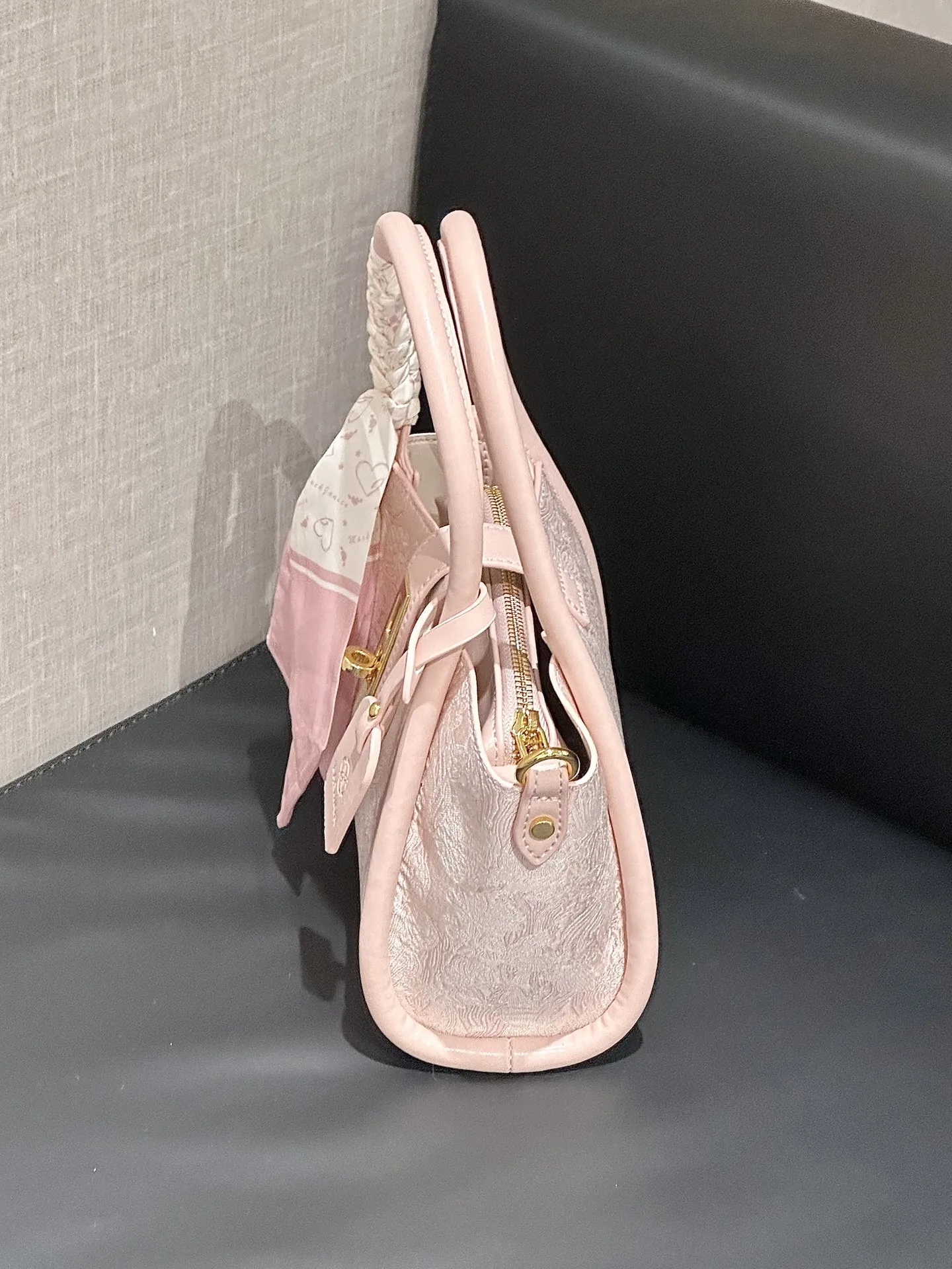ciyah-women's-fashion-luxury-pink-embroidery-bucket-handbag-2026-new-trendy-versatile-handheld-market-basket-bag