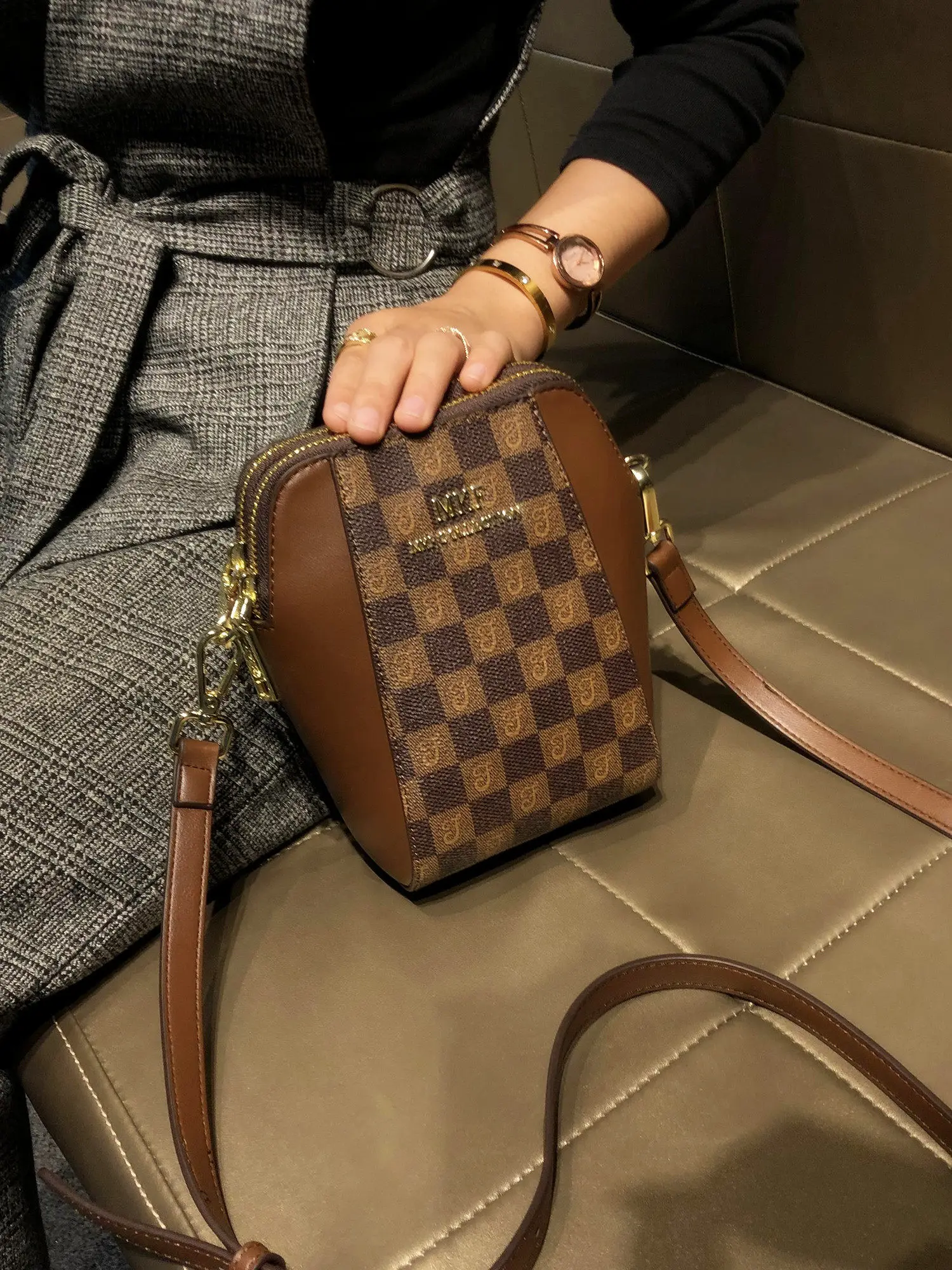 sac-bandouliere-leger-pour-telephone-portable-gurdier-marque-de-hong-kong-sac-a-l'epaule-tendance-pour-femme-style-retro-nouveau-modele-2026