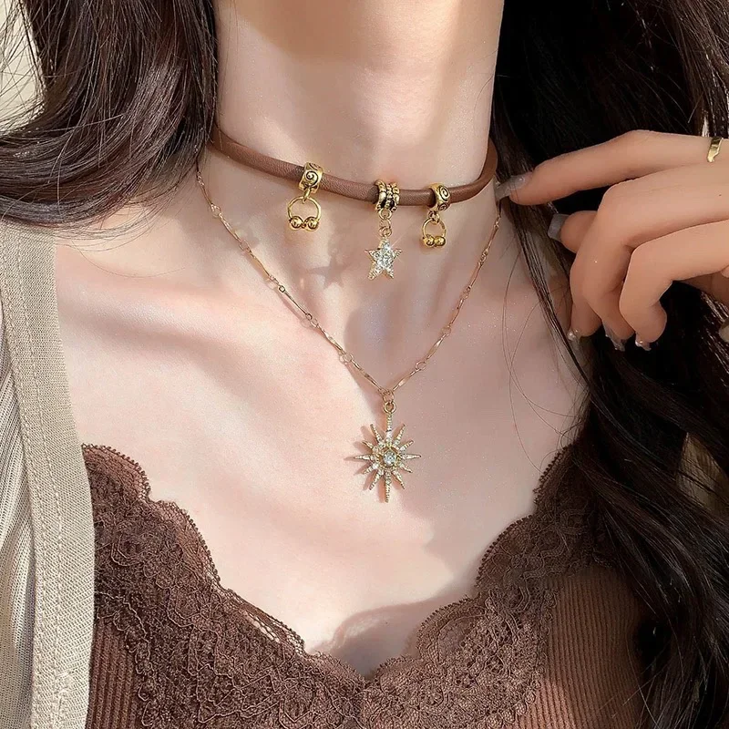 Adjustable Sun Star Zircon Necklace for Women Vintage Leather Necklace Double Layered Star Pendant Chain Choker Fashion Jewelry