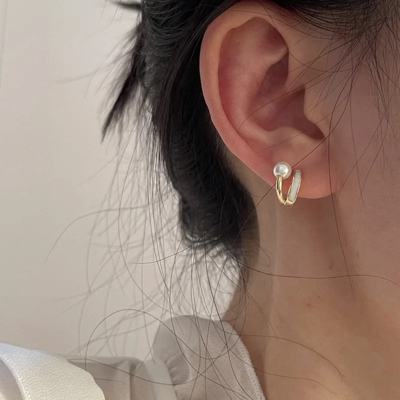 NEW 2025 Irregular Design Pearl Stud Earrings for Women Fashion Geometric Gold Color Metal Earrings Trend Party Jewelry Gift