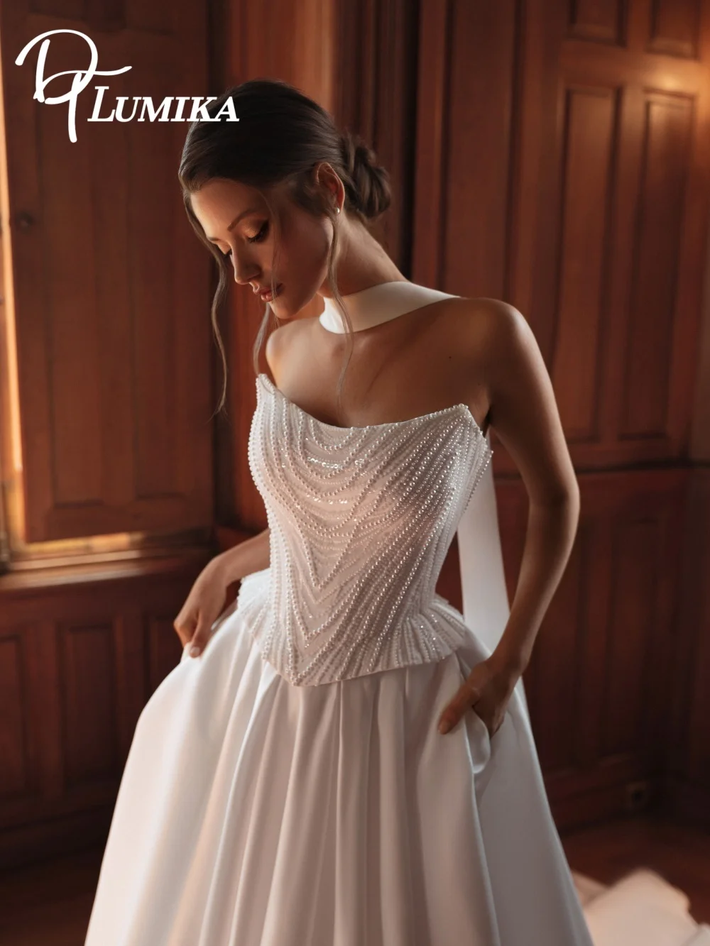 

Glamorous Strapless Beaded Wedding Dress 2026 Romantic Church Bridal Gown Fashion Ball Gown Floor-Length Bridal Dress