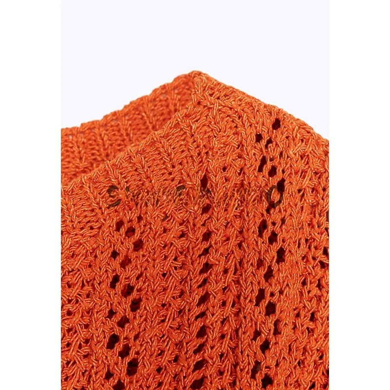 بلوزة نسائية جديدة للربيع والصيف محبوكة ومجوفة بأكمام واسعة وياقة مستديرة قصيرة بأسلوب الشاطئ والإجازات ضيقة من ألياف البوليستر