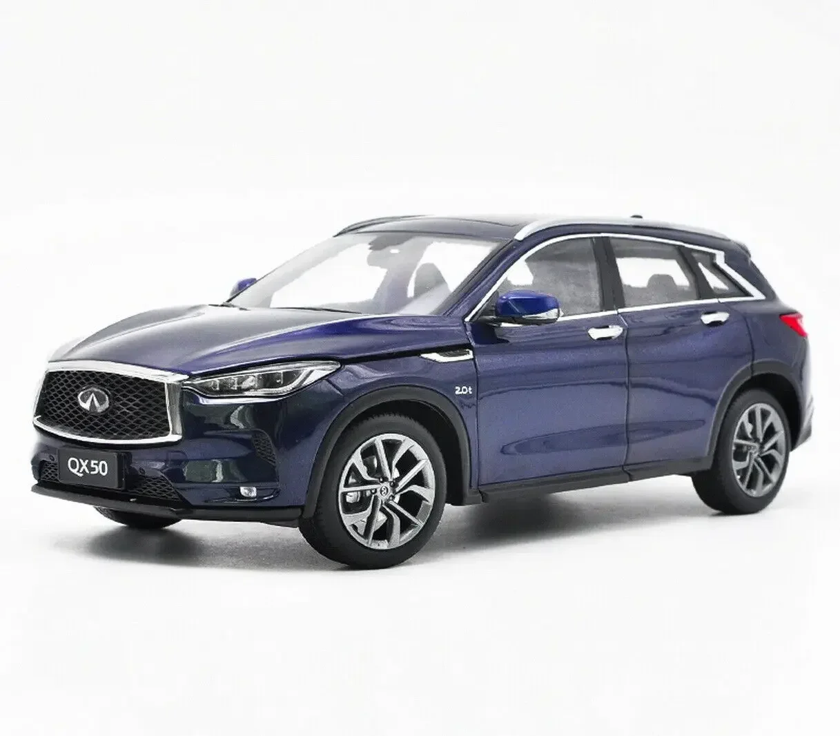 

1/18 For Infiniti QX50 2018 SUV Diecast Car Model Blue / Gray / Red Toys Hobby Gifts Collection Display Blue/Gray Ornaments