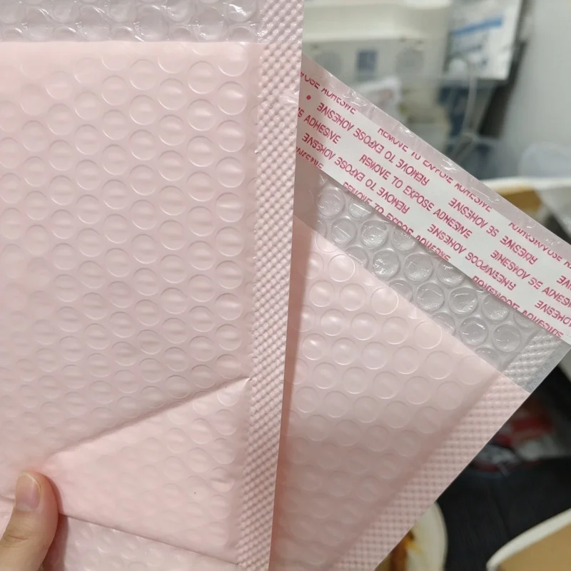 10Pcs Naked Pink Bubble Mail Bag Bubble Filled Mail Envelope Packaging Polyethylene Mail Bag Self Sealing Transport Bag