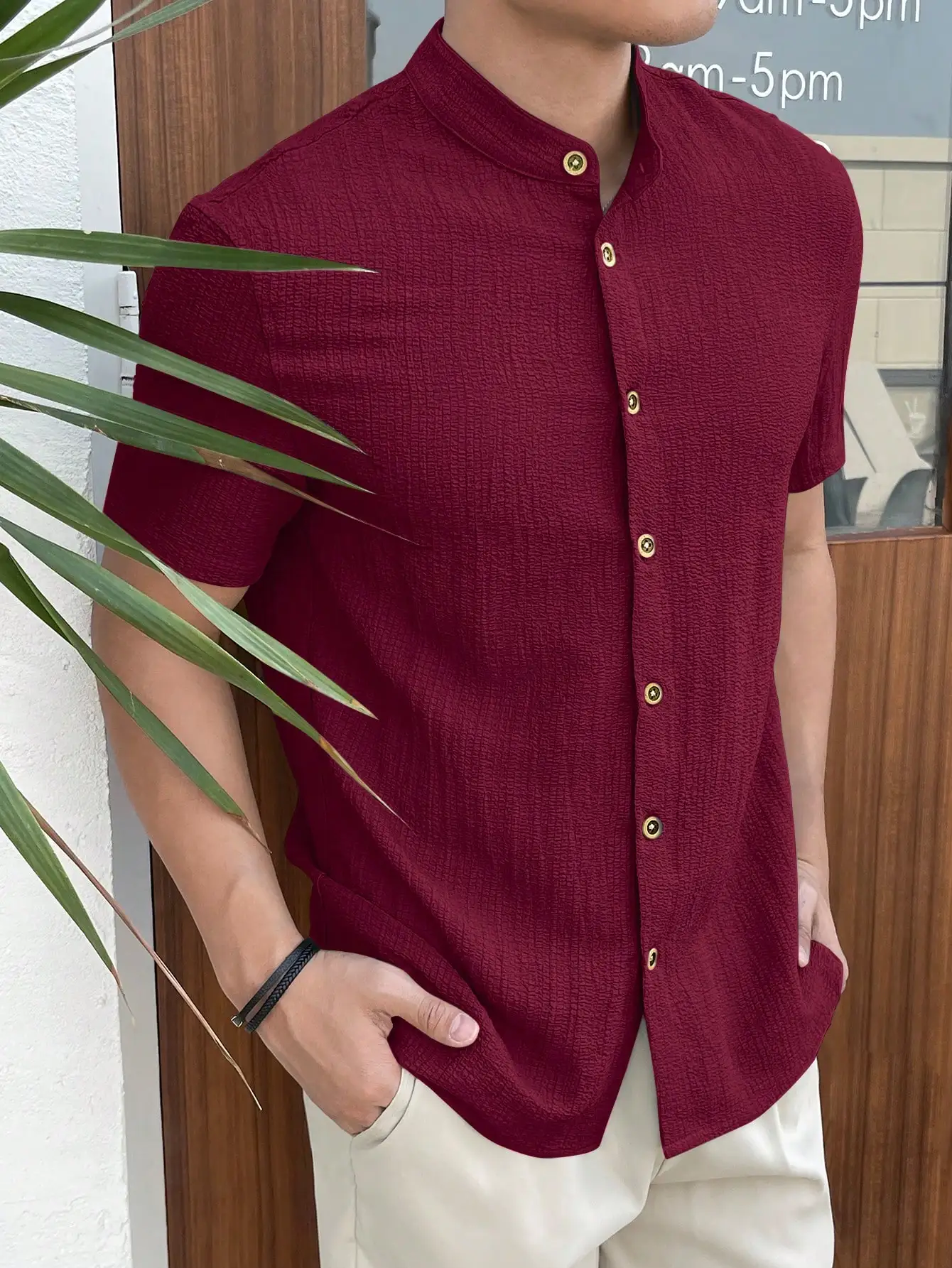 

Men's Solid Burgundy Short Sleeve Stand Collar Casual Woven Shirt