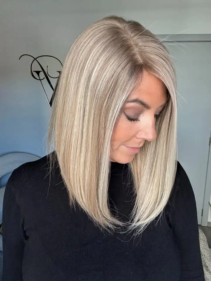 

Ash Blonde Synthetic Lace Front Wig Short Bob Straight Wig Balayage Soft Fiber Realistic Look Wig for Women's Cosplay Party Gift