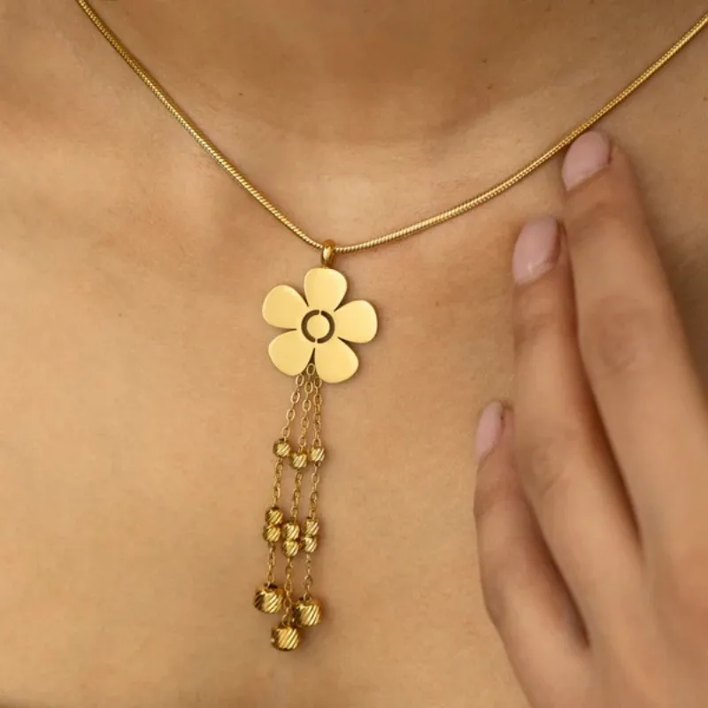 

Stainless Steel Flower Necklace Raining Flower Necklace Women's Flower Tassel Pendant Birthday Gift Christmas Pendant