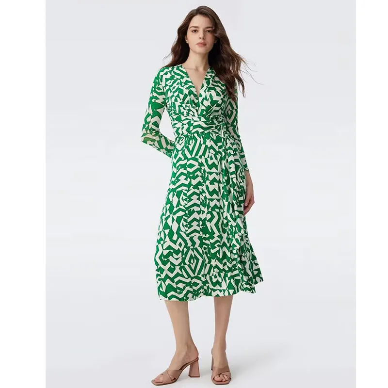 Pg Dvf Summer Een G… - image