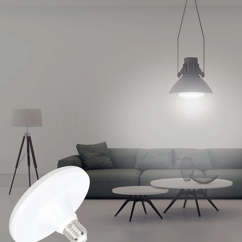 لمبة صحن طائر LED عالية الطاقة ذات شكل إبداعي E27 منفذ برغي إضاءة مساحة كبيرة لمركز التسوق في السوق الليلي في الهواء الطلق