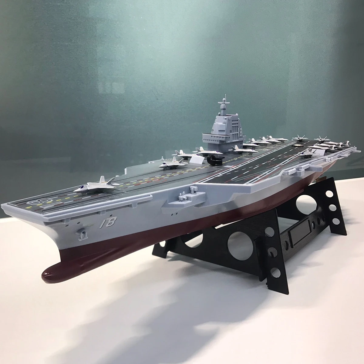 1/700 RC السفن 45 سنتيمتر فوجيان نوع 003 حاملة الطائرات التحكم عن بعد قارب عمر البطارية الطويل RC قارب نموذج RTR السفينة لعبة الكبار هدية