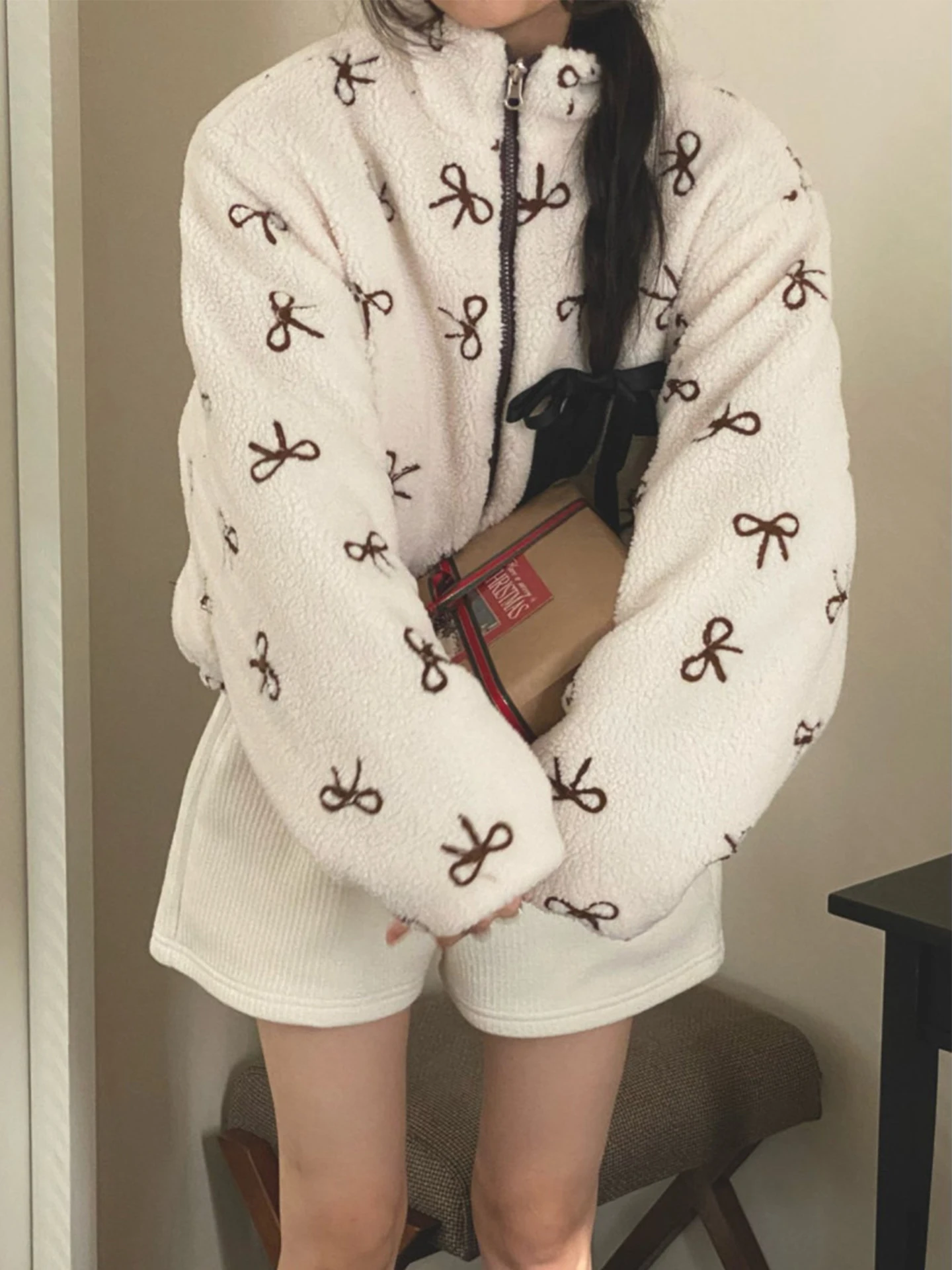 

Adorable Anti-Aging Double-Sided Wear Knot Embroidered Lamb Fur Cotton Jaet Women's Winter New Zipper Cotton Coat