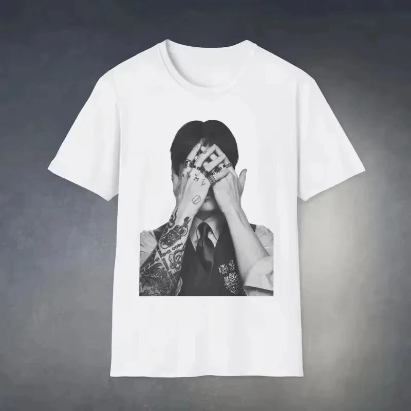 2026 Kpop Boy Band Final Look Photo Graphics Unisex Cotton Shirt Summer New High Quality Women's Oversized Streetwear Tshirt