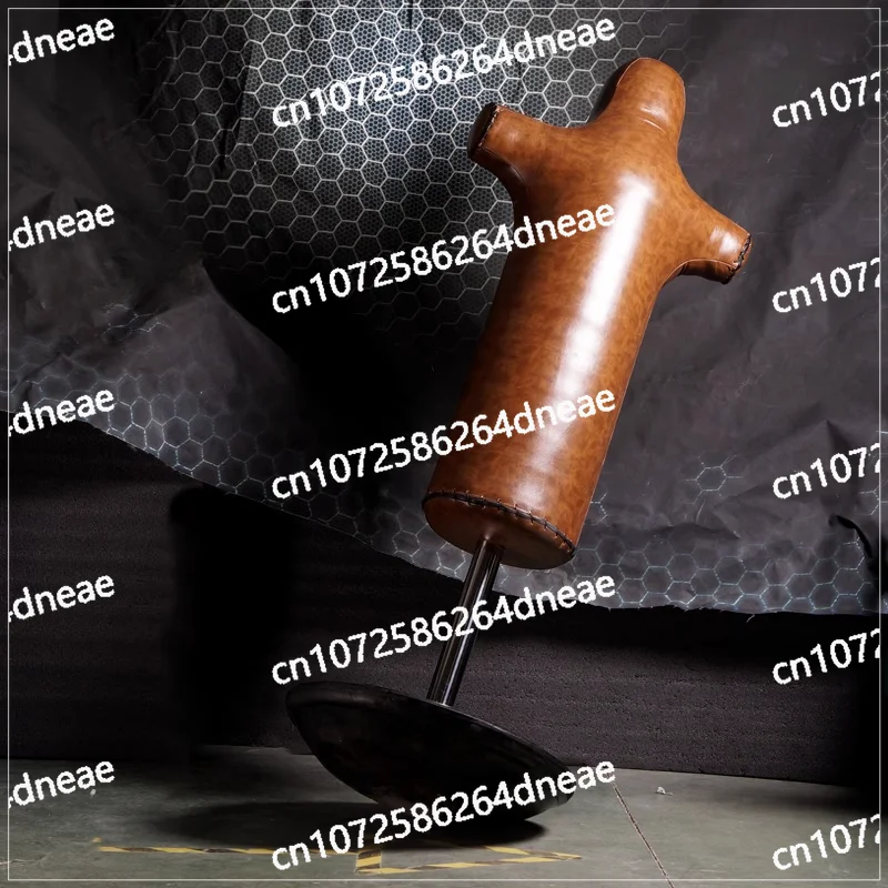 

A moving sparring partner, a vertical humanoid tumbler sandbag, weighing nearly 90 kilograms, plus a gift.