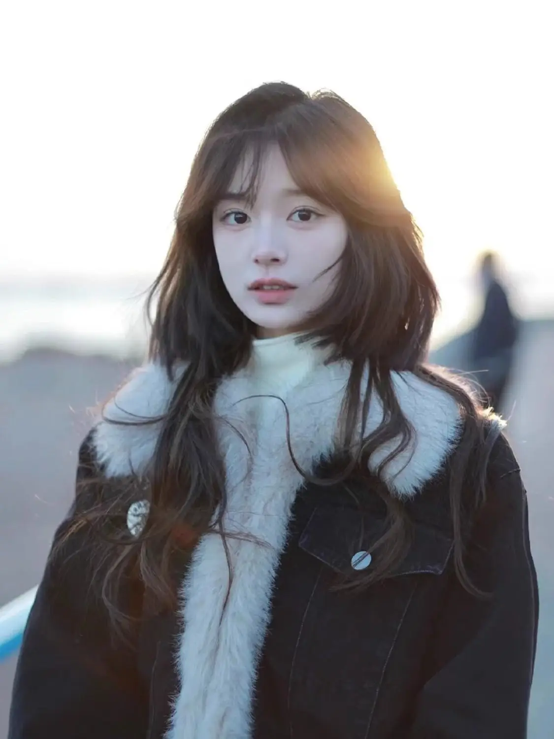 

Джинсовое пальто с мехом Buttions, плюшевые женские зимние зимние стеганые куртки на флисовой подкладке, повседневные меховые стеганые куртки реглан на пуговицах