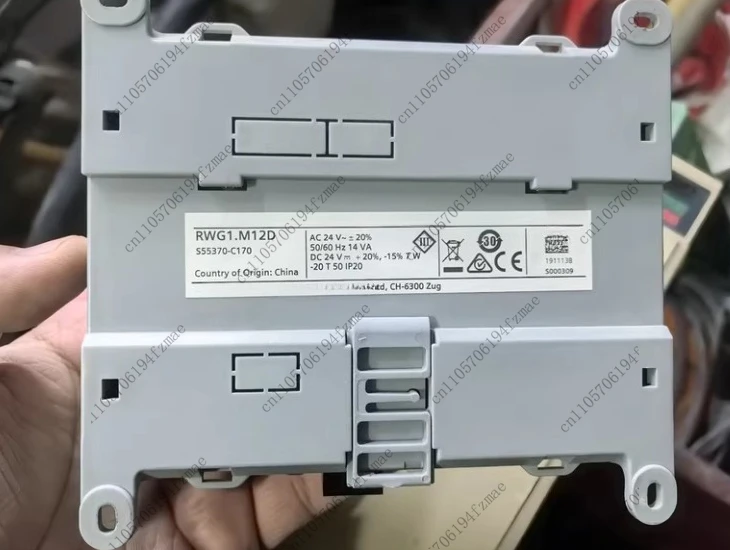 Accessories controller, model RWG1.M12D, with RS485 interface and Ethernet interface, supports 24V AC/DC power supply