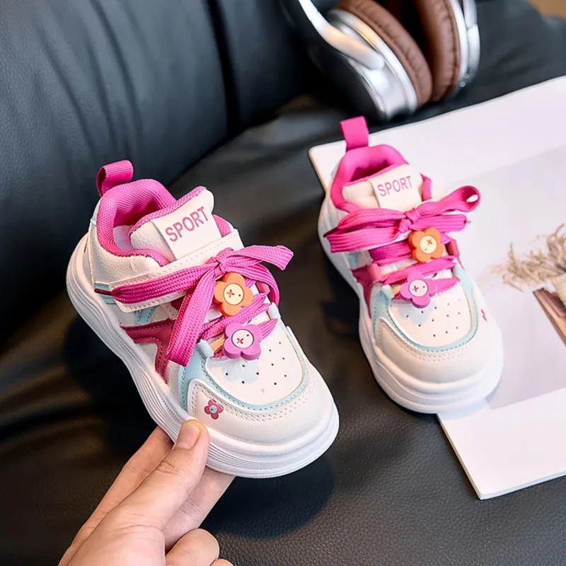 

Новинка 2023 года, детская обувь, весенняя спортивная обувь для маленьких девочек, дышащая уличная теннисная обувь на мягкой подошве, модные детские кроссовки Детская Обувь