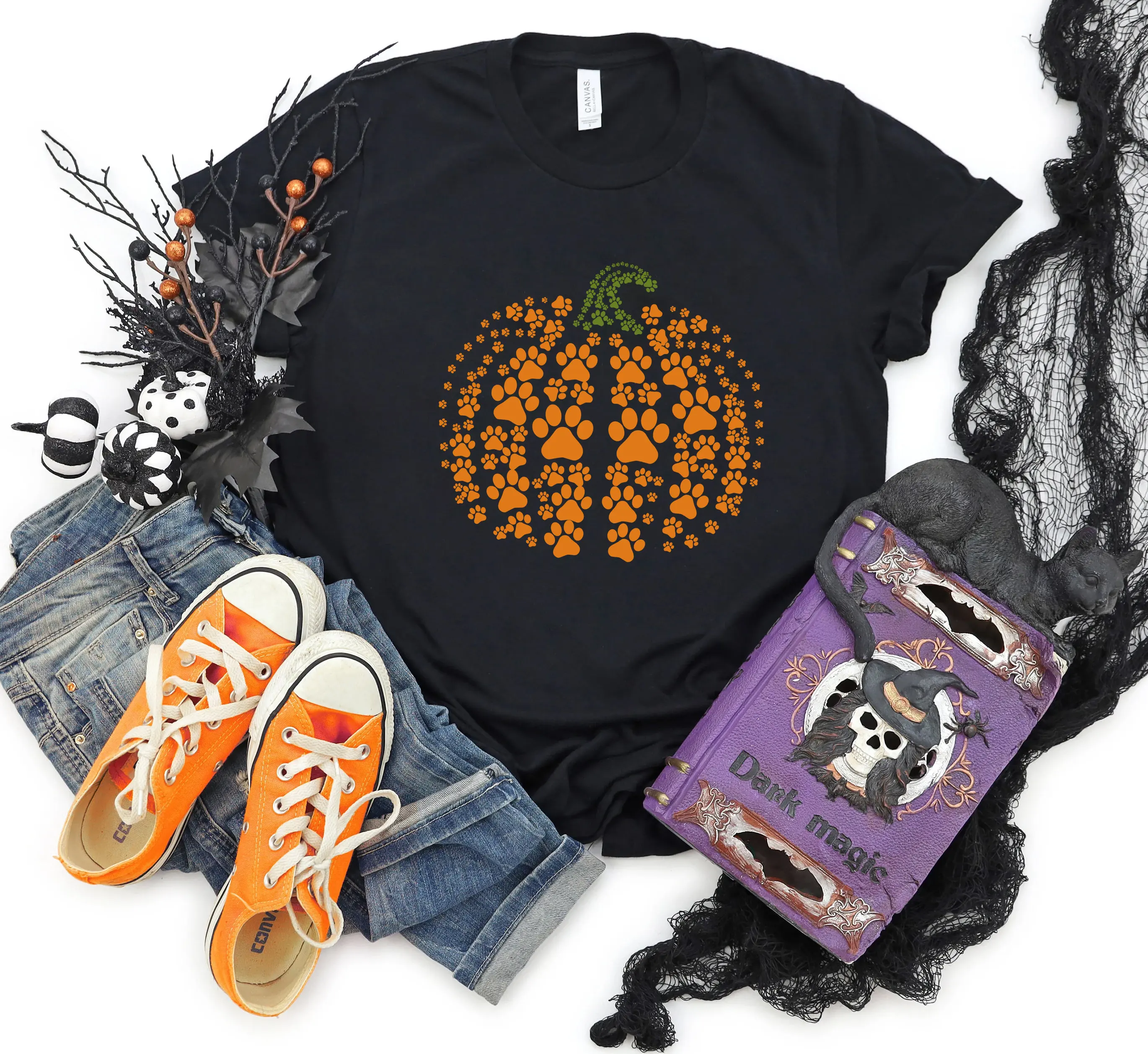 

2024new Hot Sale Popular Halloween All Match Women T-shirt Cute Cartoon A Pumpkin Made of Dog Paw Prints Print Female Shirt