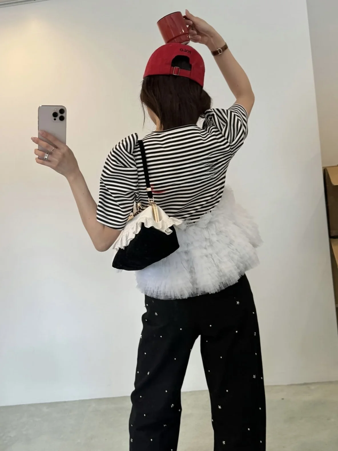 Short Flared Bloomer Top with Stripe Pattern for Women Moisture Wicking Bubble Sleeve round Neck Commute Style Casual T-Shirt