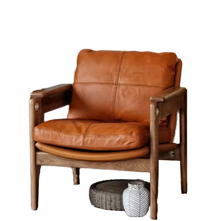 

Мебель для гостиной: Кожаное кресло-софа с деревянным каркасом для отдыха