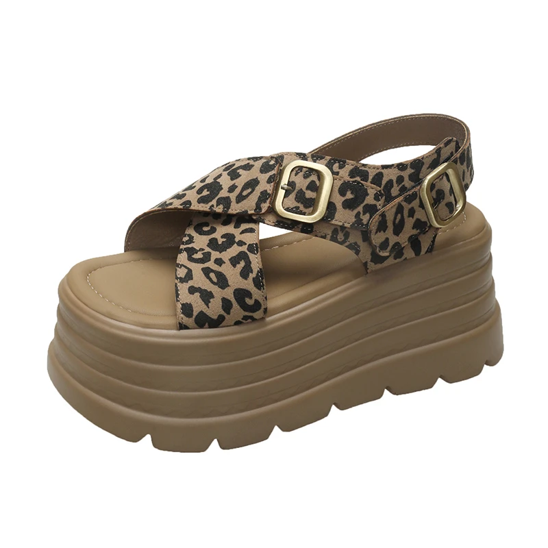 

Новые летние босоножки на танкетке 8 см, женские пляжные тапочки, сандалии на высоком каблуке, женские повседневные шлепанцы на платформе, массивные шлепанцы Sandalias Mujer