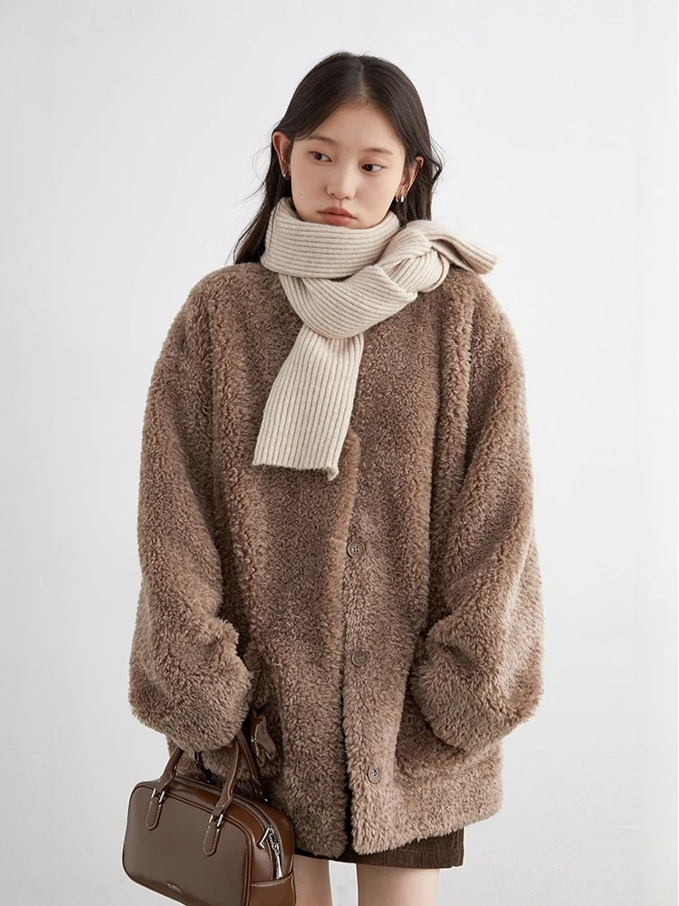 CHIC VEN Nuove donne cappotto in ecopelle allentato retrò casual scollo a V caldo giacca femminile di media lunghezza grandi tasche autunno inverno 2025