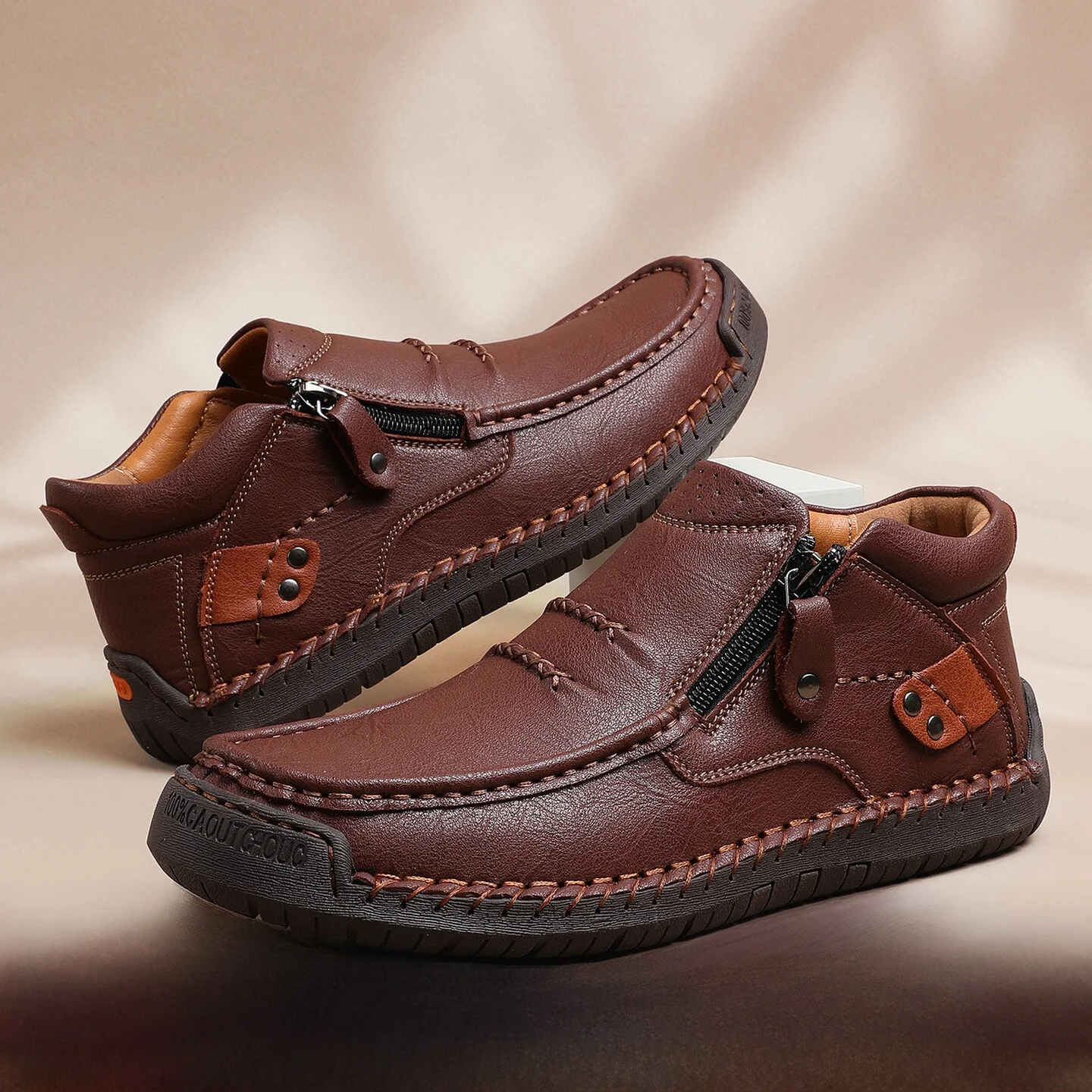 

Handmade Outdoor Casual oes Men's Large Size Slip-On High Top Rubber Outsole Leather Upper Comfortable All-Season Footwear