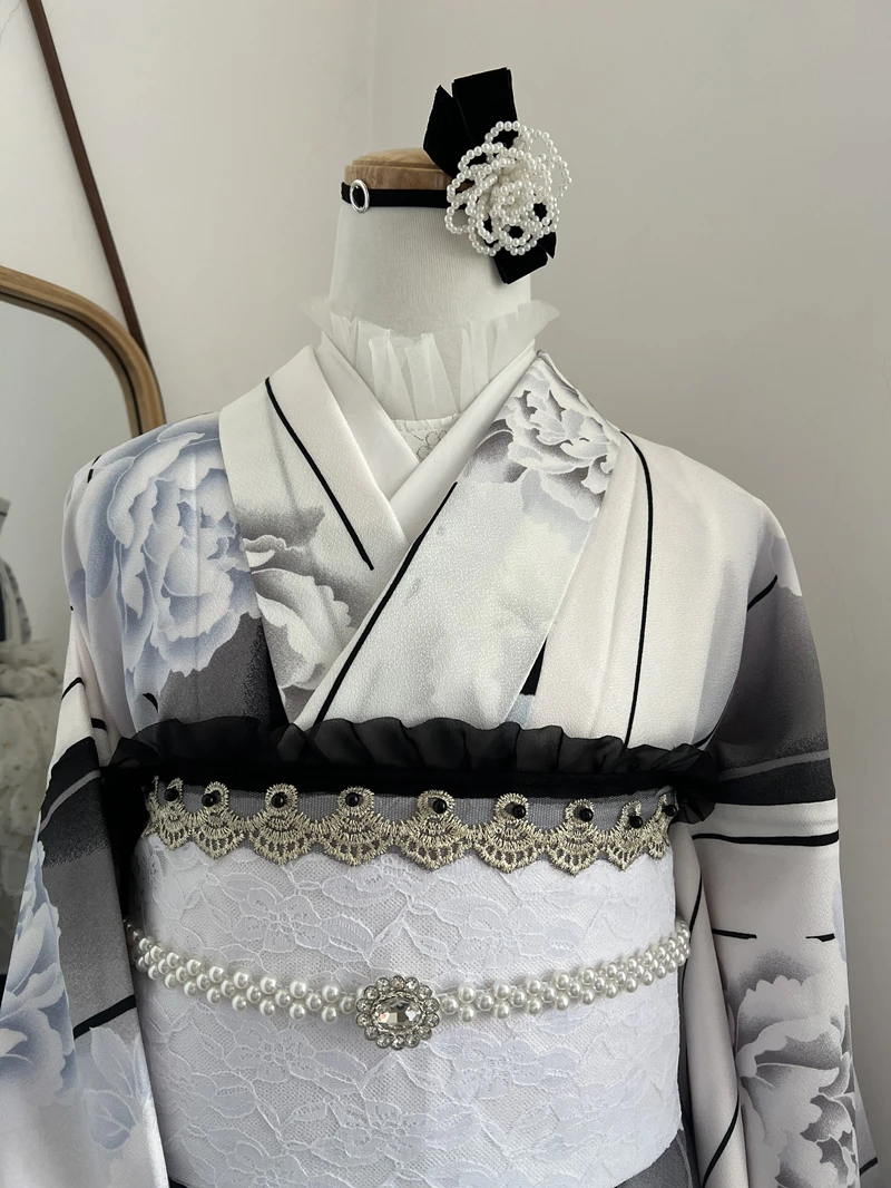 High-End japanische Frauen traditionelle Kimono Pfingstrose Kirschblüte drucken Retro