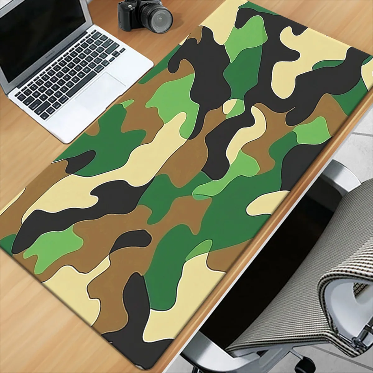 

Camouflage pattern printed multi-functional XXL mouse pad, durable anti-slip base, rubber material, washable, high quality