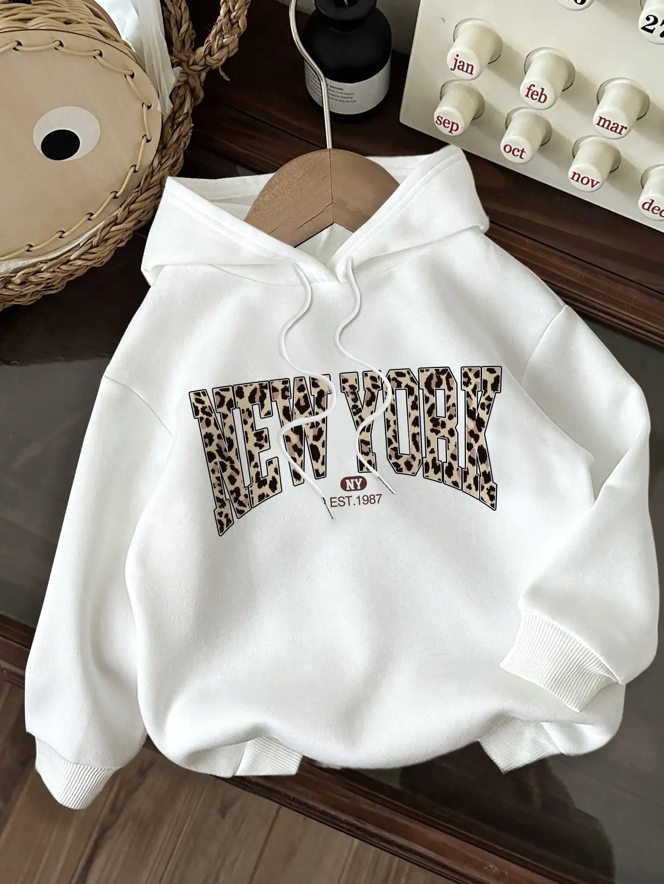 Leopard Print New York Graphic Hoodie for Women, Loose Fit Thick Fleece Sweatshirt, Fall Winter Casual Streetwear