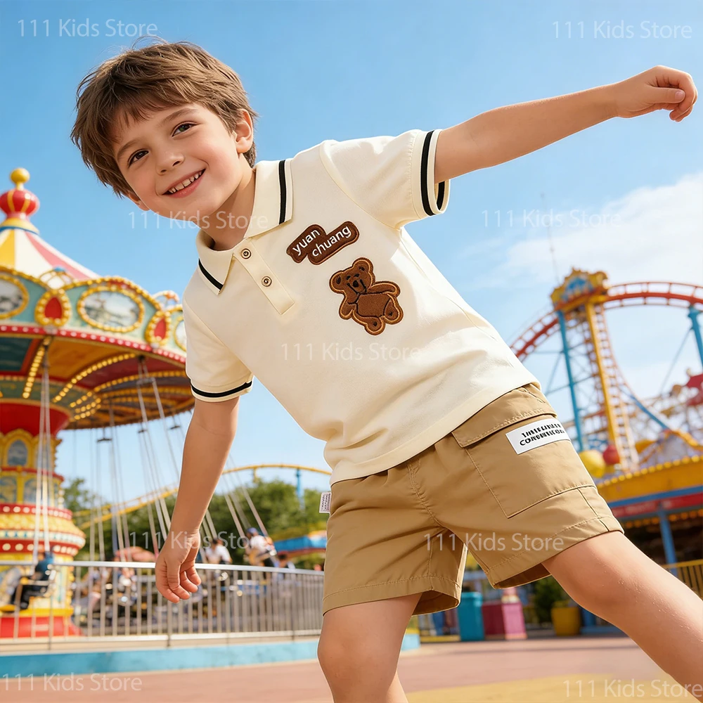 2026 Neue Sommer-Babykleidung für Jungen: Bären-Stickerei Polo-Shirt + Shorts 2-teiliges Set für Jungen Sportanzug Koreanische Kinderkleidung