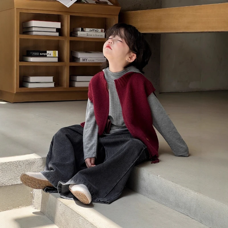 

2025 Autumn Collection New Children's Classic Fine Striped Soft Sticky Sweater Bottom Coat and Knitted Vest Two Piece Set