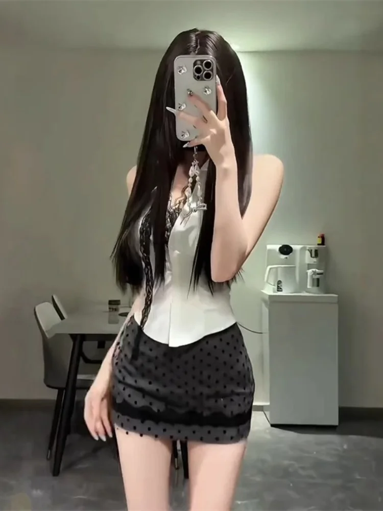 ชุดเซ็ตสองชิ้นสำหรับผู้หญิง ลายจุดสีขาว แต่งผ้าลูกไม้เซ็กซี่ สไตล์พันรอบตัว กระโปรงทรงเอ ผ้าโพลีเอสเตอร์ คอวี เหมาะสำหรับฤดูร้อน