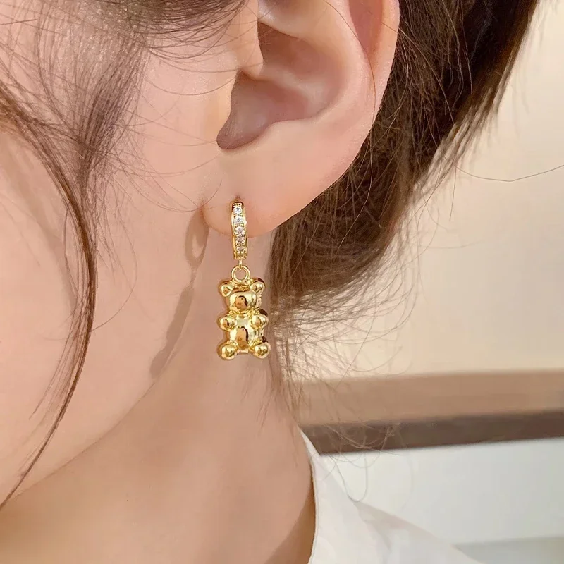 Lovely Bear Earrings for Girls Korean Cute Gold and Silver Color Copper Bears Pendant Hoop Earrings Aretes Jewelry Pendientes