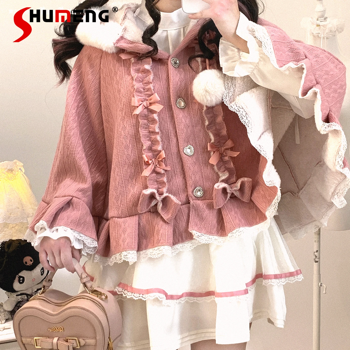 

Розовый плащ с капюшоном в японском стиле в стиле Лолиты, зимний новый плюшевый теплый короткий пиджак с милым бантом для девочек, женские накидки, женские пончо