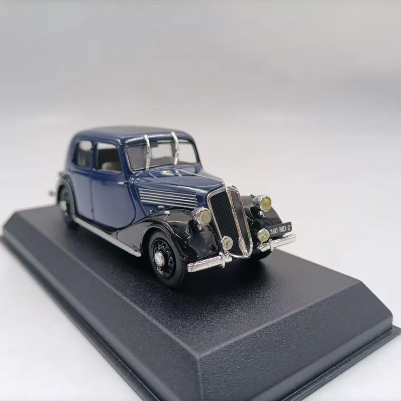 

Статическая модель автомобиля из сплава 1:43, коллекционный готовый продукт, орнамент, новинка с упаковкой, мужской подарок на день рождения