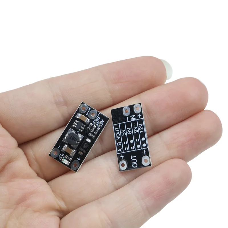 Image of Mini DC-DC Aufwärtswandler 2,5-12V zu 5V 8V 9V 12V Step-Up-Modul 1A 96% Effizienz für 3,7V Li-Ionen-Akku Arduino