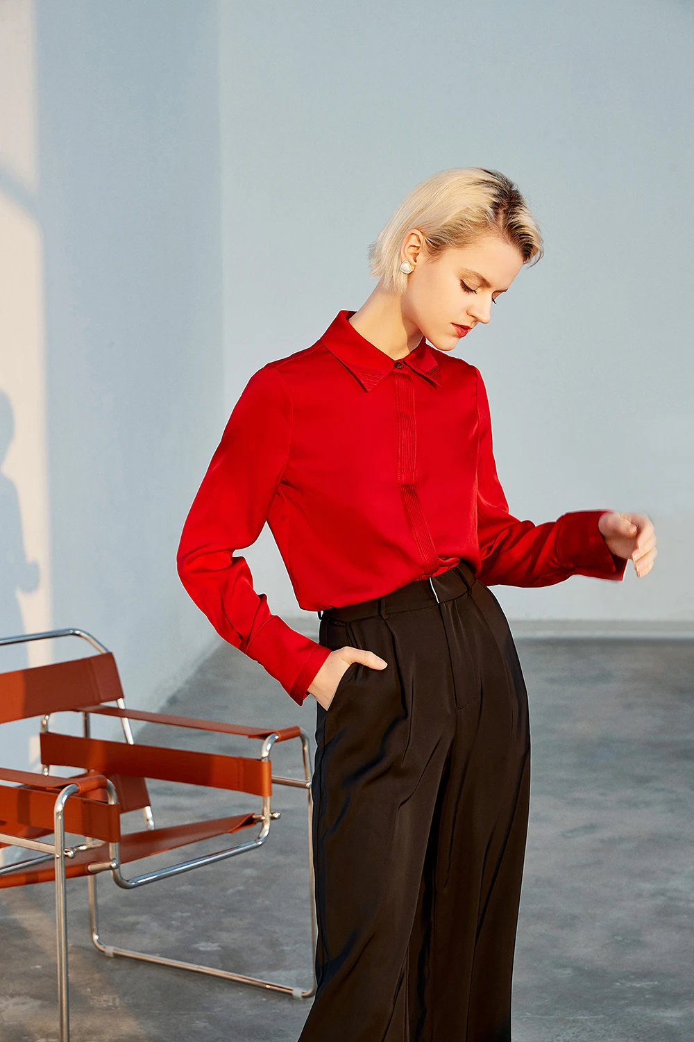 Rocwickline New Summer and Autumn Women's Shirt Mulberry Silk Celebrities Solid Turn-down Collar Button Easy matching Slim Shirt